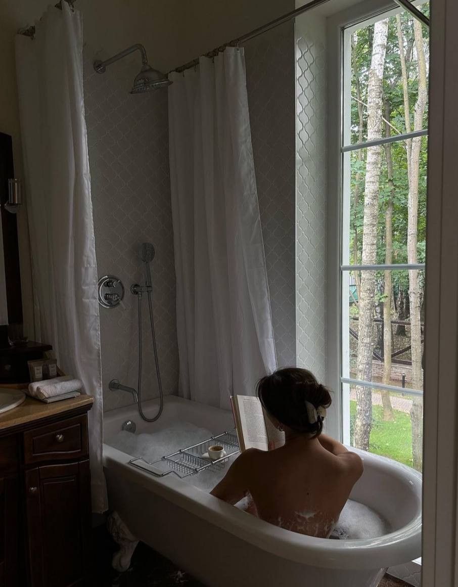 Slow Living: Simplifying Your Life to Feel More